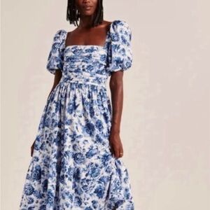 The A&F Emerson Poplin Puff Sleeve Midi Dress